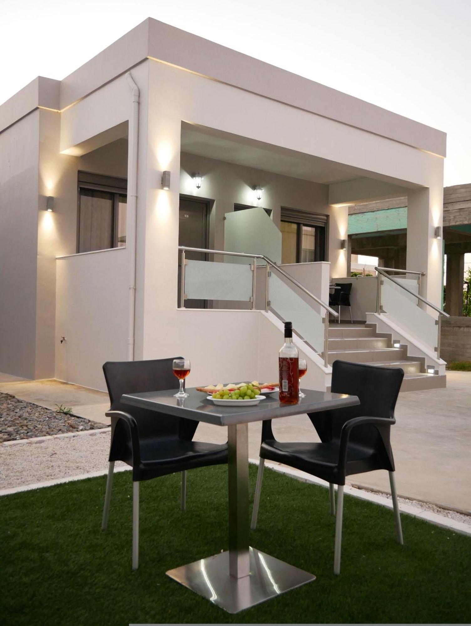 Erotokritos Studios Agia Marina  Bagian luar foto